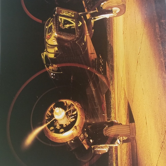 Flying Legends A Photographic Study of Combat Aircraft of WWII Hardback Book - Picture 5 of 16